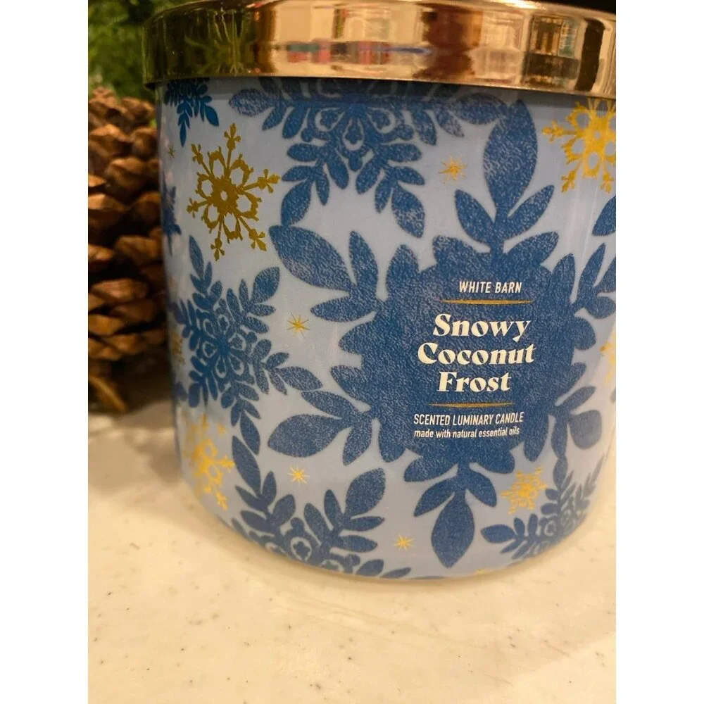 Bath & Body Works “Snowy Coconut Frost” New 3 Wick Candle